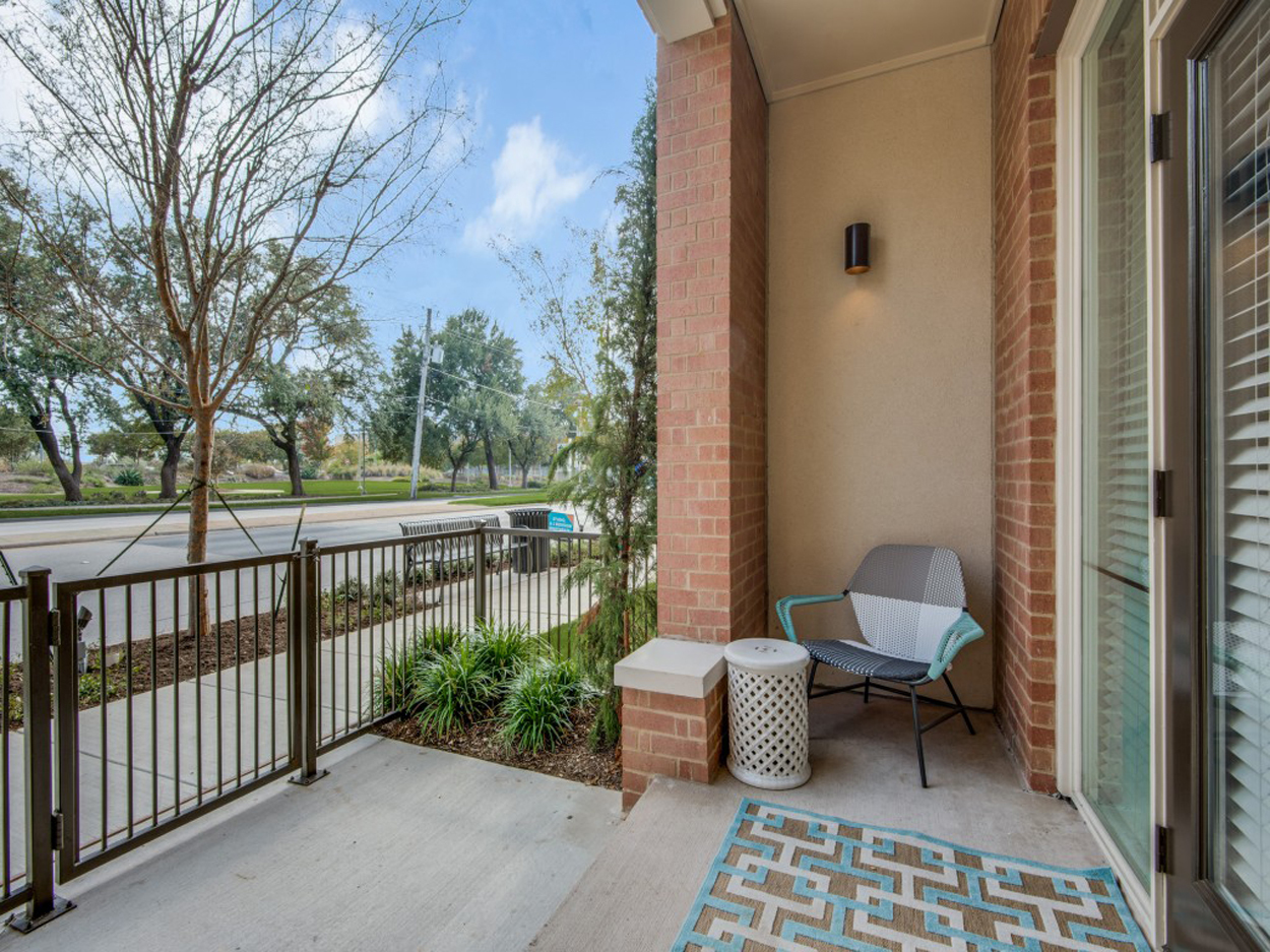 Apartments in Dallas, TX for Rent Inwood Station Home